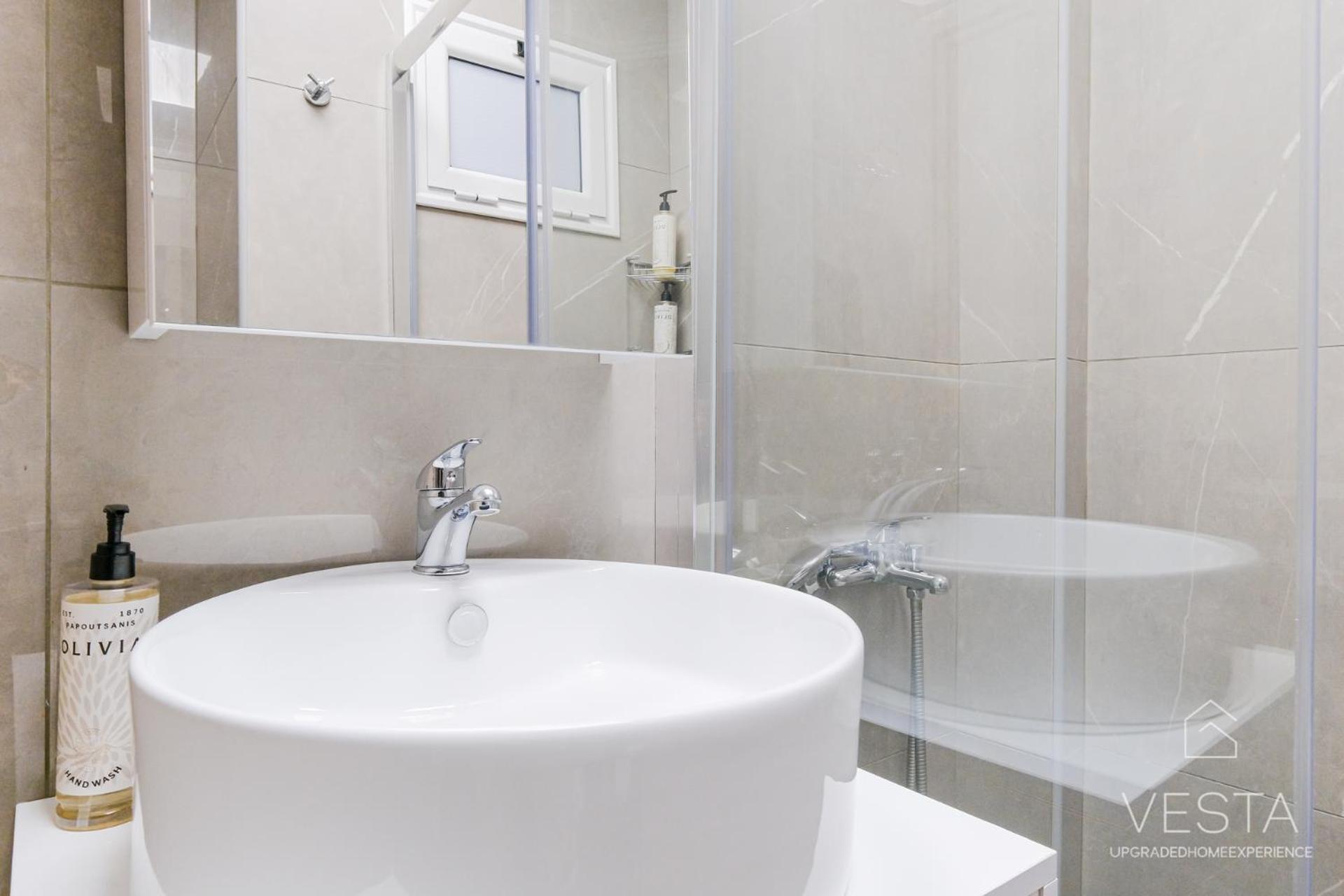Daylily, 2 Bdrm Apartment, Vesta Philoxenia سالونيك المظهر الخارجي الصورة